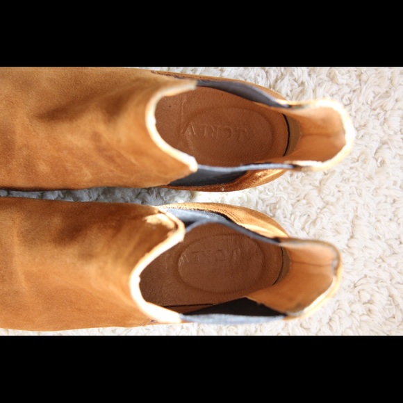 GUC J.Crew Brown Suede Chelsea Ankle Boots in women’s 5.5 with original box - Picture 7 of 7